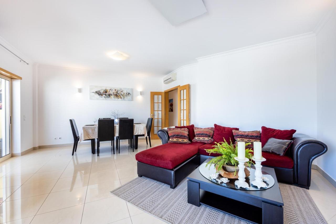 Gloria Apartment *