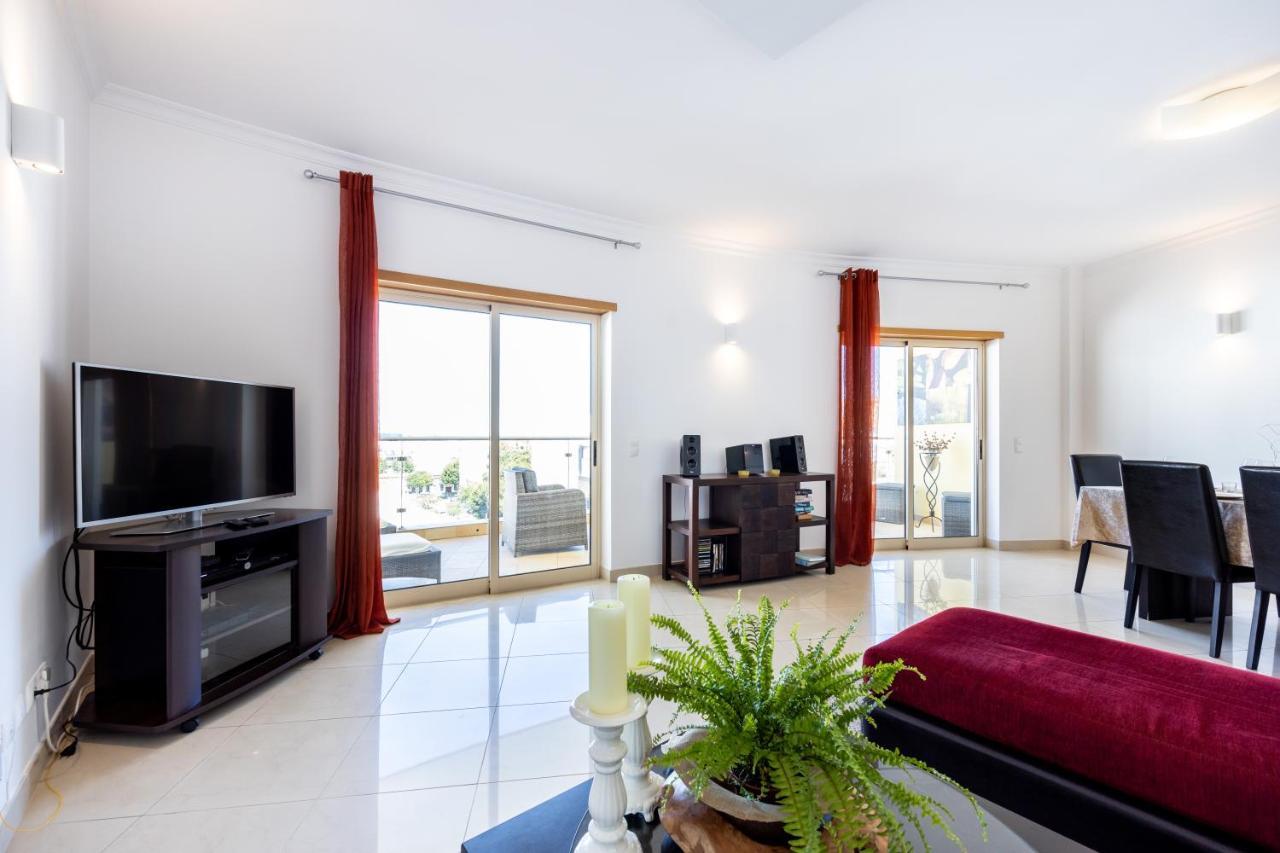 Apartment Gloria *